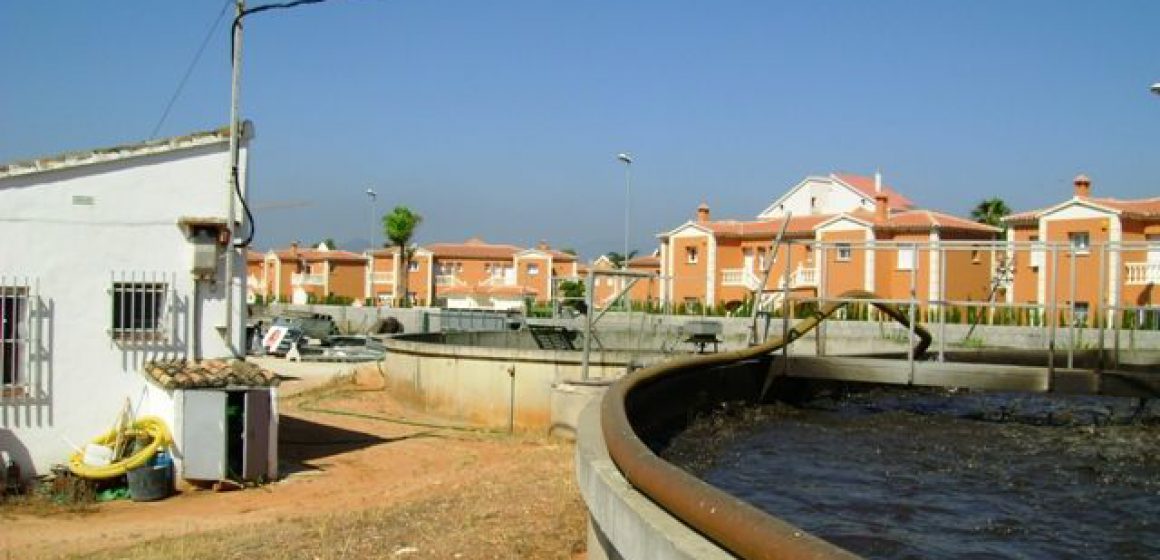 Oliva millora la qualitat de les aigües residuals amb millores en la depuradora de San Fernando