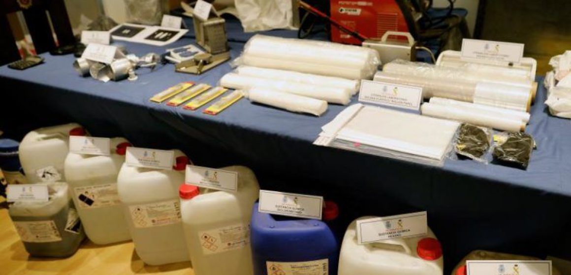 Desmantellat un laboratori d’extracció sofisticada de cocaïna a Llombai