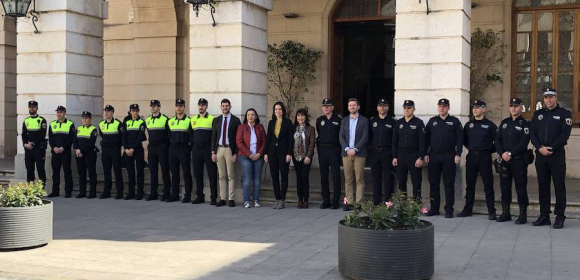 Gandia reforça la seguretat en 14 nous agents de Policia Local