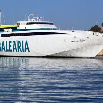 Baleària ofereix servei d’autobús gratuït des de Gandia, Cullera i Benidorm per als passatgers que viatgen a Formentera sense vehicle