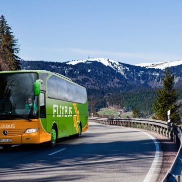 FlixBus connecta Gandia amb París i Lió amb la seua nova línia d’autobús diària