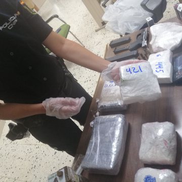 La Policia Nacional deté a dos germans i es confisca de cinc quilograms de cocaïna a la Canal de Navarrés i La Costera