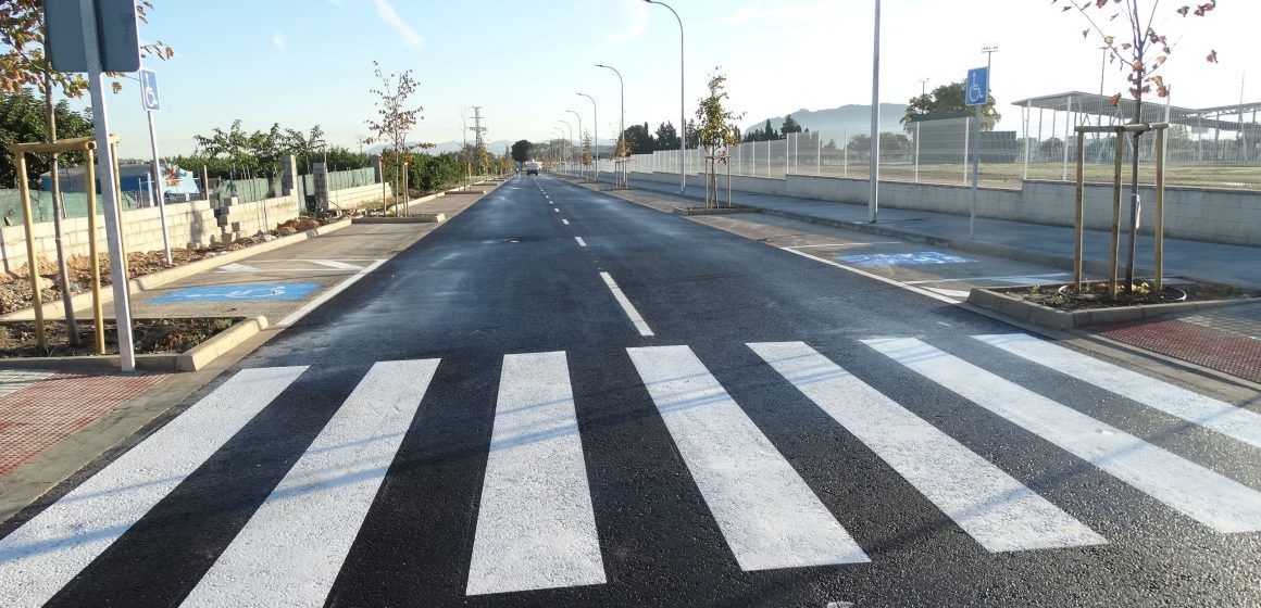 Un nou vial descongestiona el tràfic entre el polígon La Vila i Les Pereres