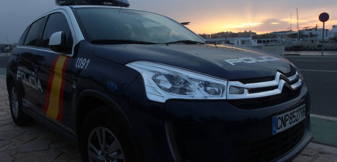 Detingut un home de 53 anys a Alzira després d’incendiar el cotxe de la seua filla