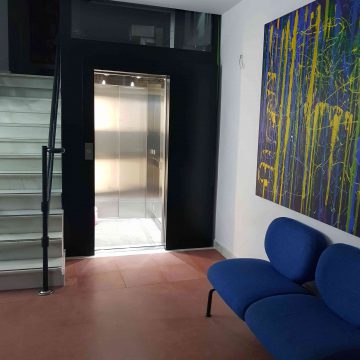 Un ascensor acaba en els problemes d’accessibilitat de l’Ajuntament de Vilallonga