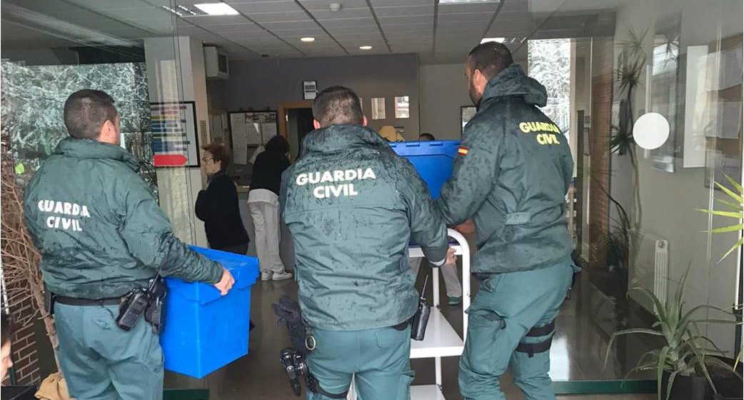 Guàrdia Civil porta medicines a 150 malalts crònics d’Alcoi afectats pel temporal