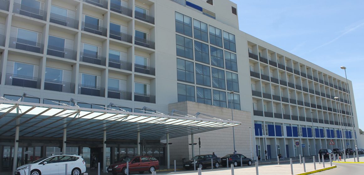L’Hospital de la Ribera comptarà amb 70 places més d’aparcament gratuït