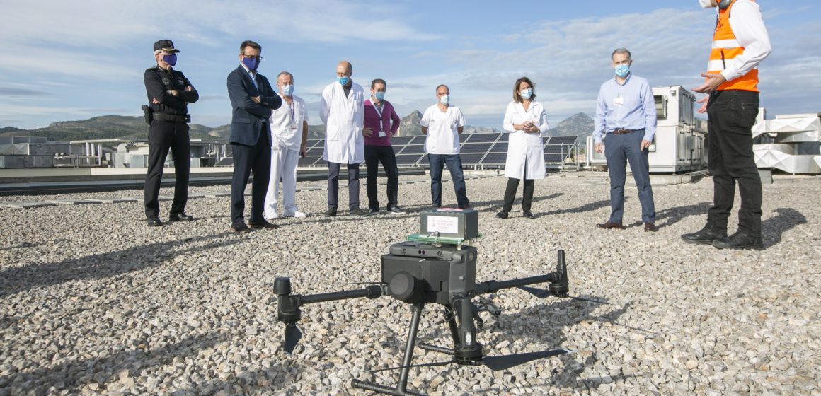 El departament de salut de Gandia, pioner en el transport de material sanitari mitjançant drons