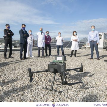 El departament de salut de Gandia, pioner en el transport de material sanitari mitjançant drons