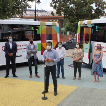 Ontinyent incorpora dos nous microbusos de baixes emissions a la seua aposta per la mobilitat sostenible