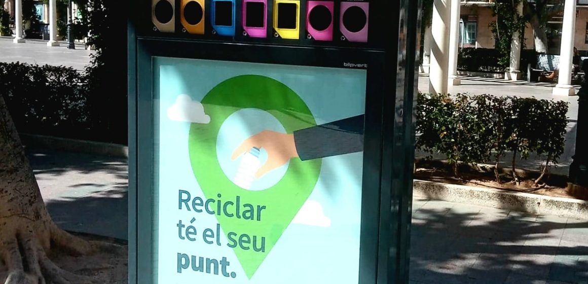 Bona acollida dels minipunts de reciclatge a Alzira