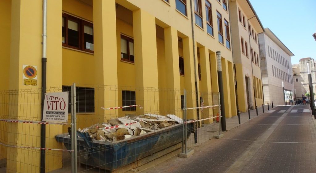L’Ajuntament de Xàtiva adequa els espais educatius de la ciutat davant l’inici del curs escolar