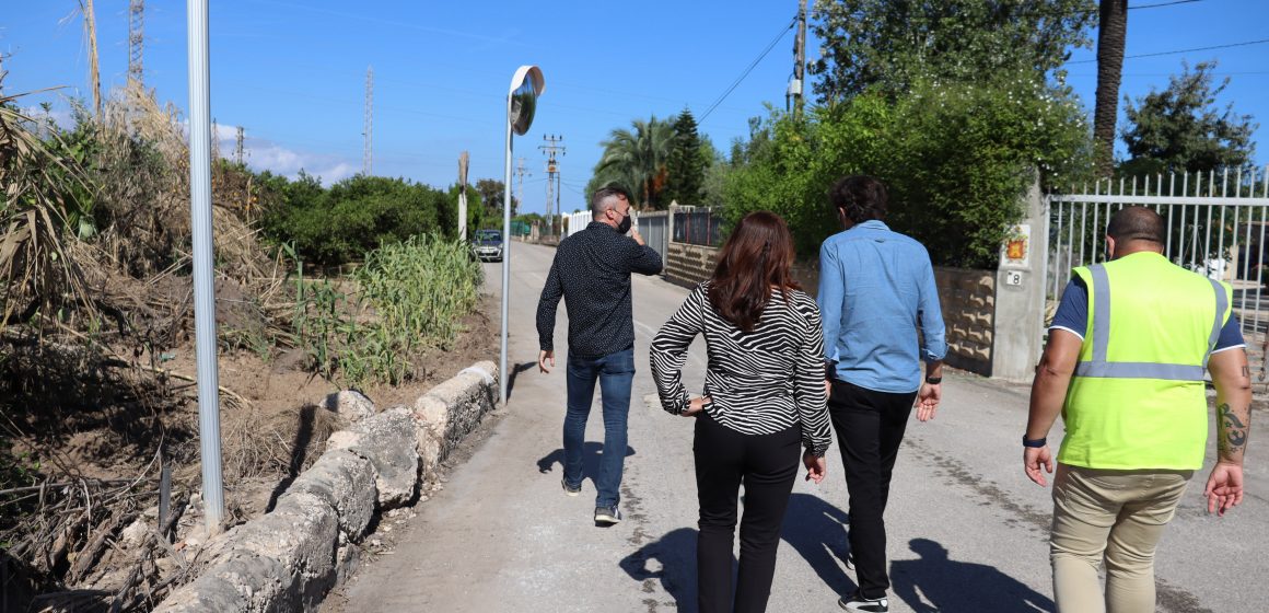 Oliva inicia les millores d’escorrenties de camins, i de les zones amb embassament d’aigua, per a lluitar contra la inundabilitat
