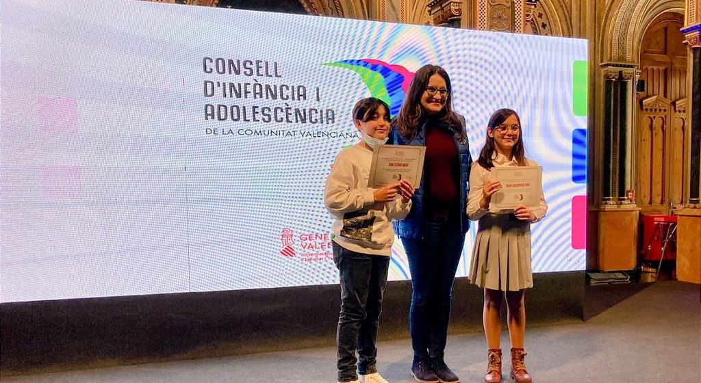 Una xiqueta i un xiquet de Bellreguard prenen possessió com a membres del primer Consell d’Infància i Adolescència de la Comunitat Valenciana