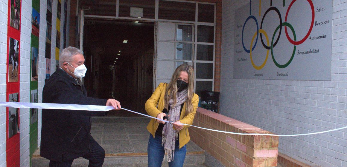 L’IES Gregori Maians d’Oliva inaugura un espai d’aprenentatge de valors olímpics per celebrar el Dia de l’Esport