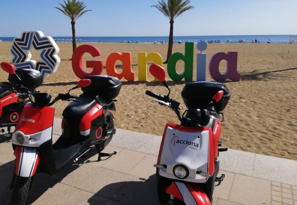Torna el servei de motos elèctriques d’Acciona a Gandia per estiu