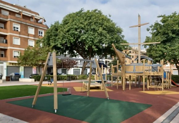 Obri de nou el parc de la plaça Marina Espanyola a Alzira