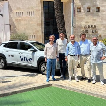 La Font d’En Carròs estrena el primer vehicle elèctric compartit de la Comunitat