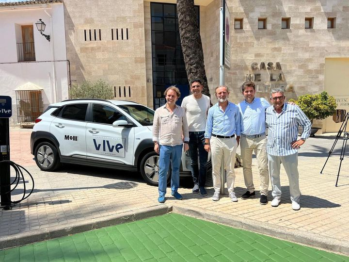 La Font d’En Carròs estrena el primer vehicle elèctric compartit de la Comunitat
