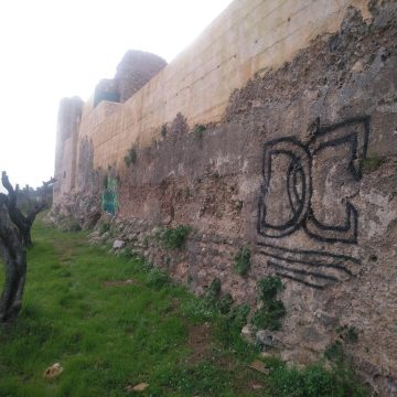 L’Ajuntament de la Font d’En Carròs denúncia actes vandàlics sobre el Castell del Rebollet