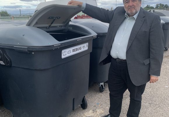 Alzira instal·la 600 contenidors nous en els carrers de la ciutat