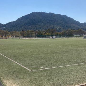 Xàtiva avança en la renovació de la gespa dels camps de futbol municipals