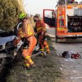 Dos joves ferits en col·lidir el seu cotxe i un tren a Cullera