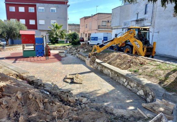 Montaverner renova el Parc Josep Boluda i el paviment de diversos carrers del municipi