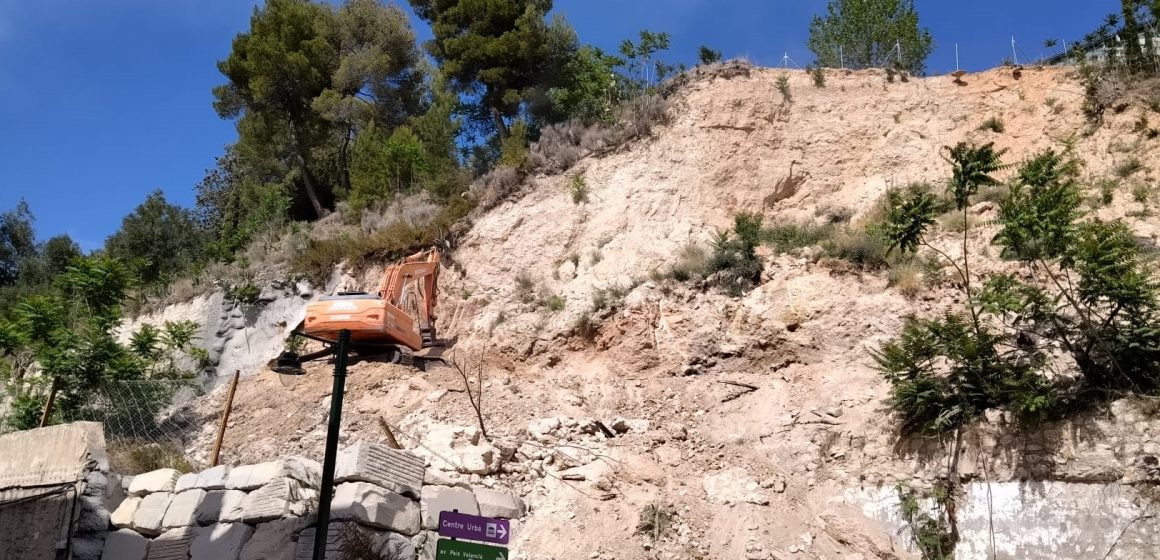 En marxa les obres per a la reparació del vessant de La Beniata en Alcoi