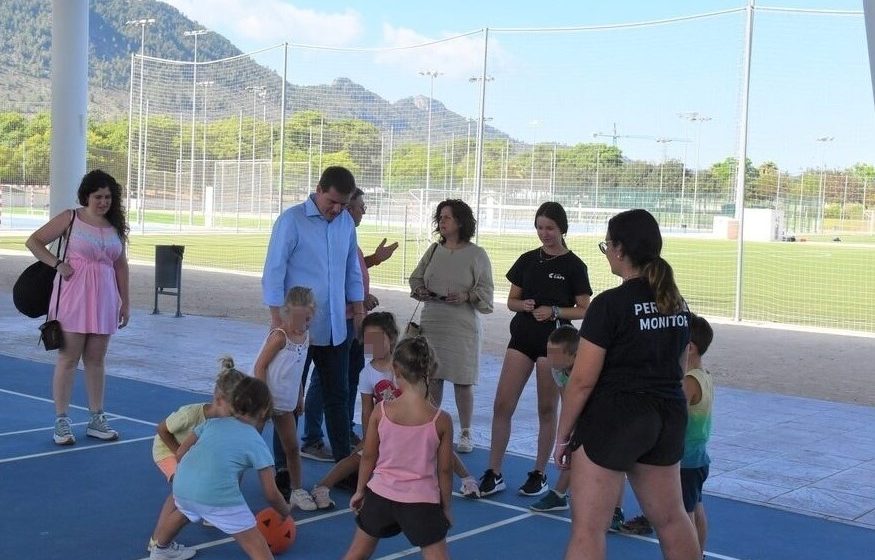 310 xiquetes i xiquets participen a l’escola d’estiu de Xàtiva