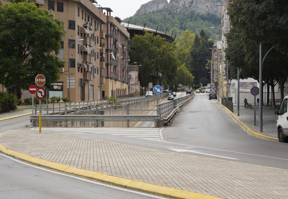Xàtiva inicia la renovació de l’asfalt de més de 20 carrers i camins