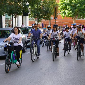 Més de 400 escolars d’Ontinyent participen del dia Mundial Sense Cotxes