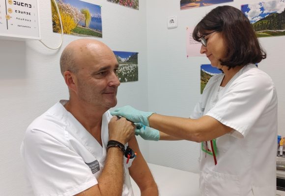 Arranca la doble vacunació COVID-grip